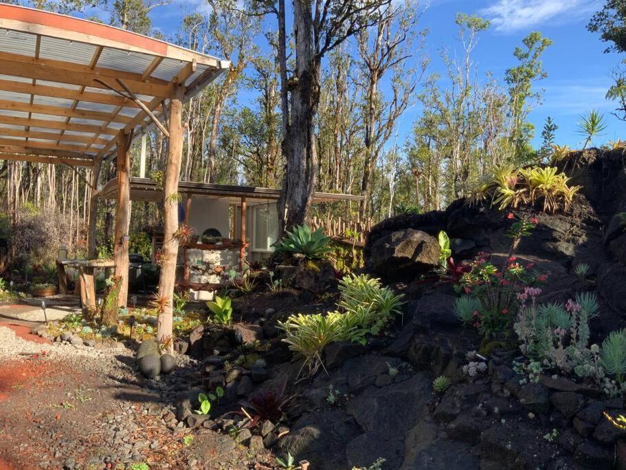 Exotic Garden Cottage At Amazing Volcano Fissure Mountain View Exterior foto